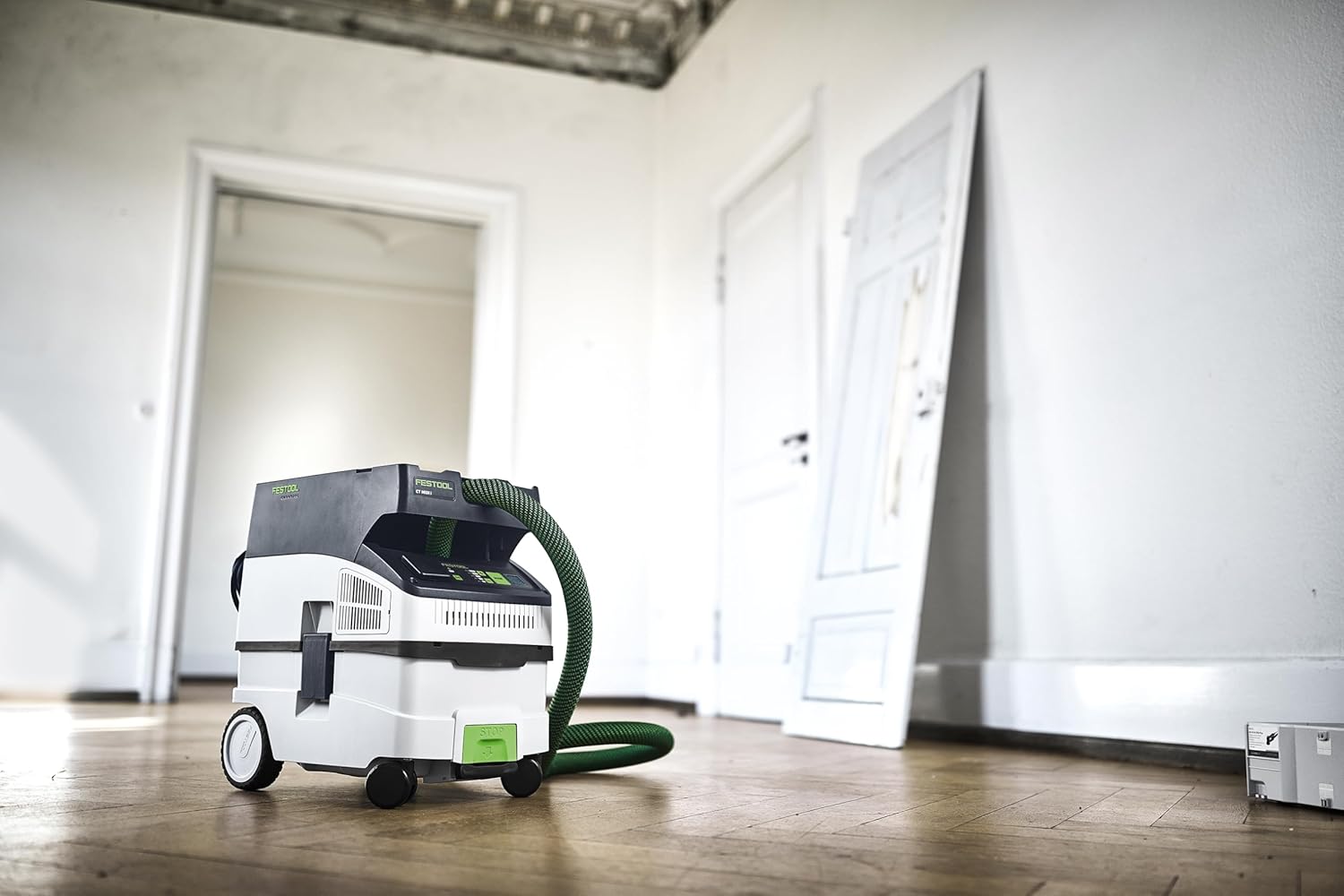 Festool CT MIDI I dust extractor review,Festool CT MIDI I review and rating,is Festool CT MIDI I worth buying,Festool CT MIDI I review pros cons,Festool CT MIDI I honest opinion,Festool CT MIDI I review verdict — performance test results